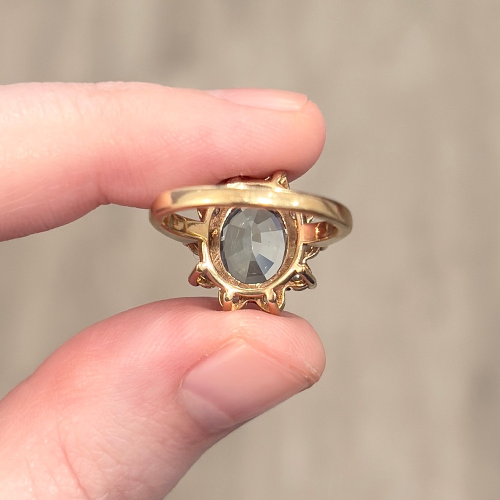 Vintage 10K Blue White Topaz Flower Cluster Ring, Sky Light Oval Size 5.5 - Picture 17 of 17